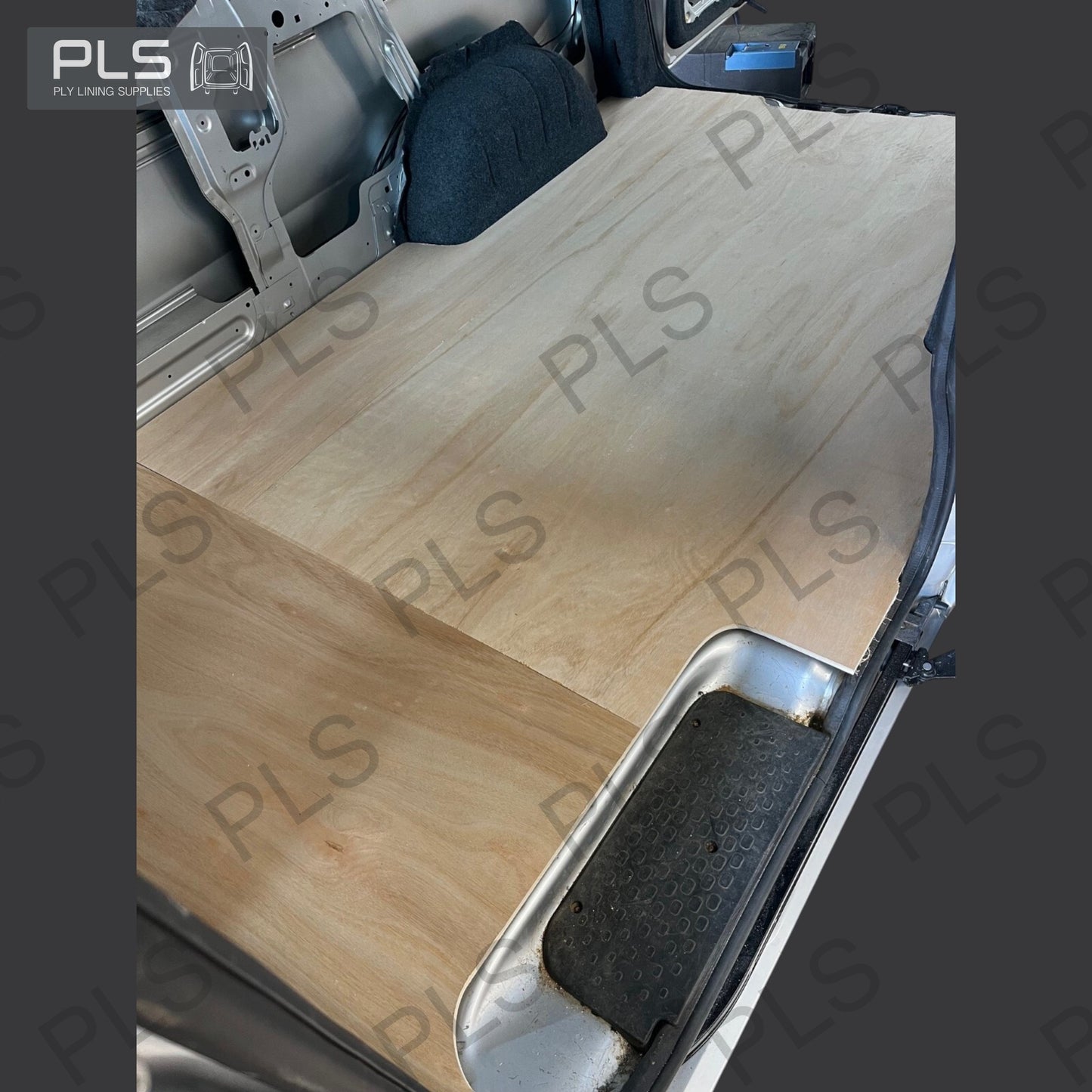 Vauxhall Vivaro / Renault Trafic / NV300 / Talento Plywood Floor